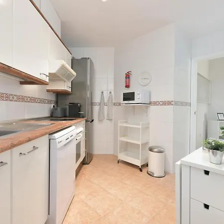 Apartman Charming Beachfront In Marina *