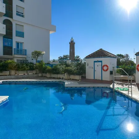 Apartman Charming Beachfront In Marina